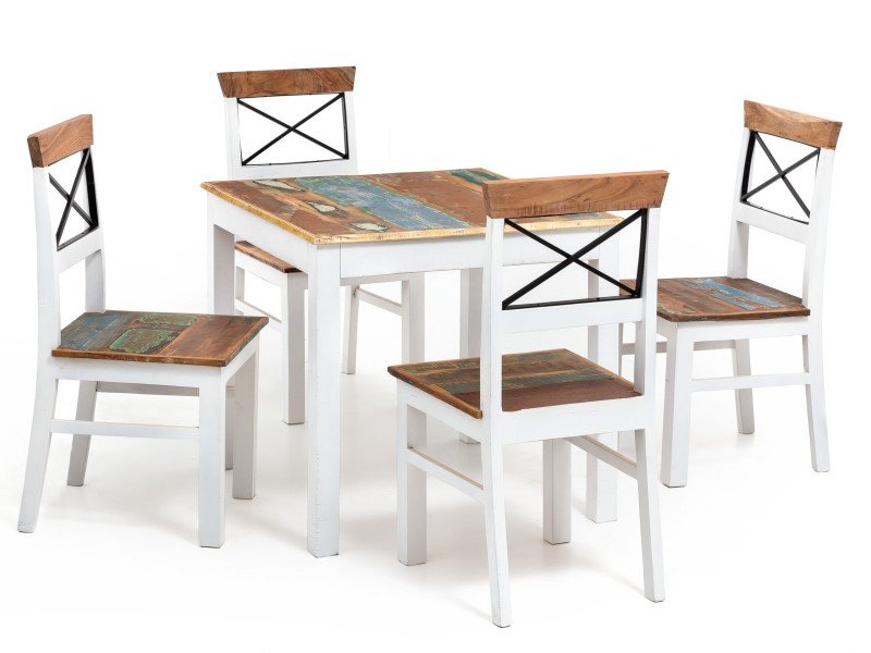 Kompakte Essgruppe Perth in Studibude: kleiner Holztisch mit Stühlen, minimalistisches Design, warme Holz- und Weißtöne.