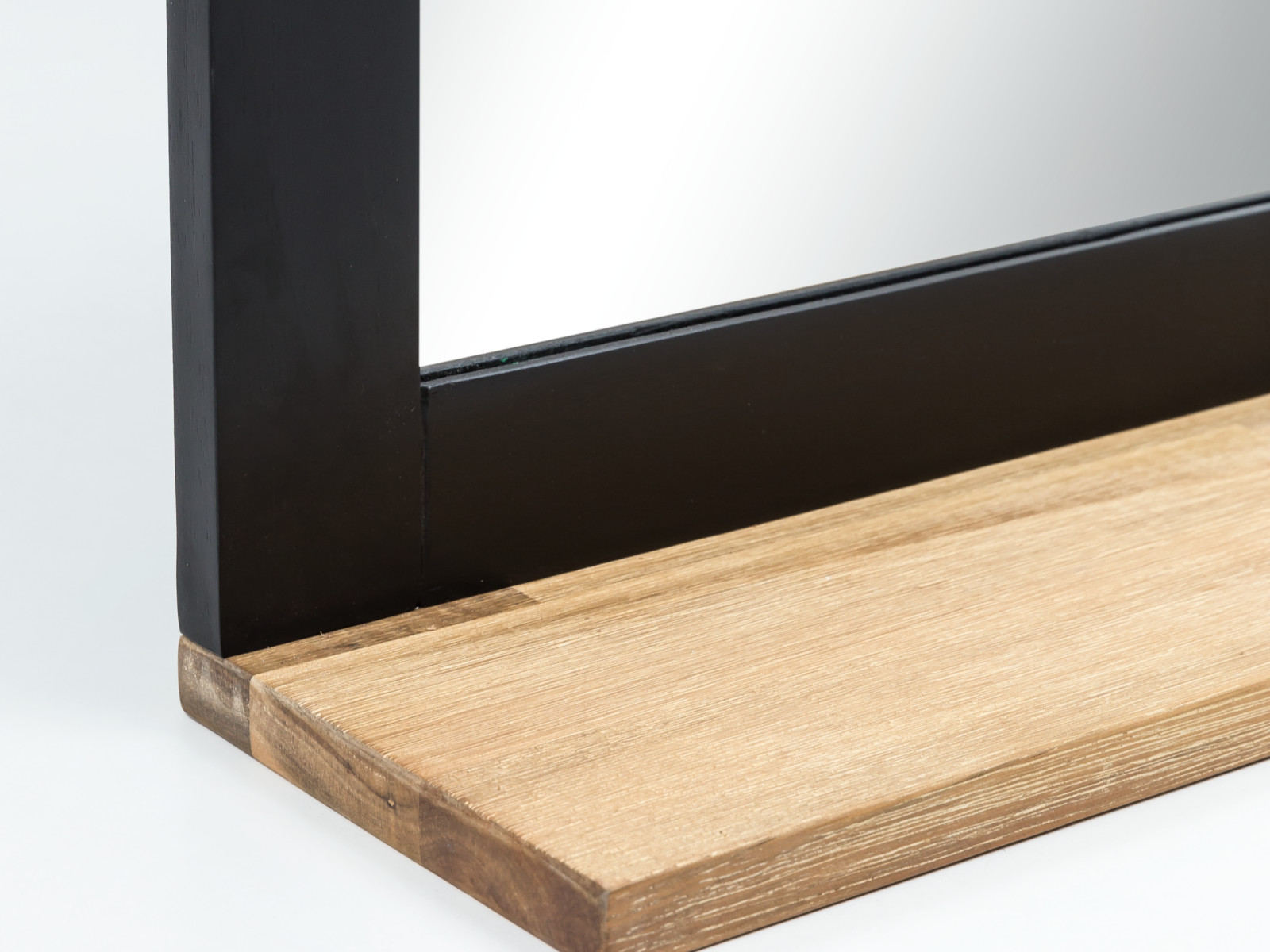 Detailansicht Freisteller Badmöbel Set Jolo: lackierte Akazie (braun) mit schwarzem Metallrahmen, 45°-Perspektive