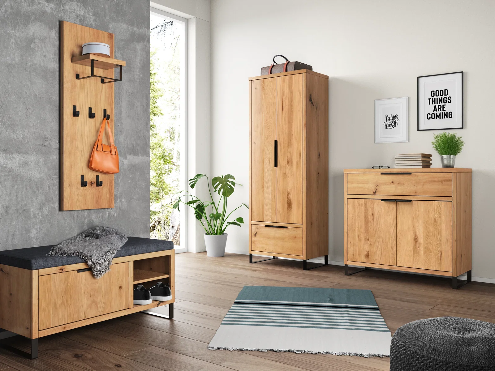 Flurmöbel-Set Sydney aus Wildeiche mit Garderobenpaneel, Schuhbank, Kommode und Kleiderschrank im hellen Eingangsbereich