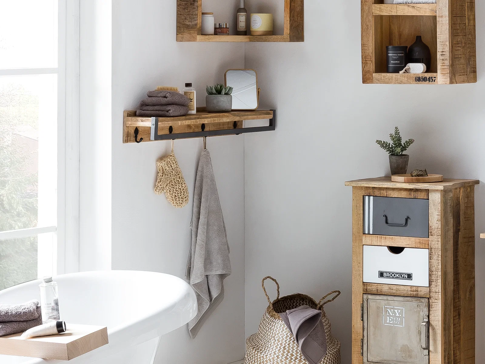 Pune A4 Querformat Bilderrahmen aus hellem Holz, schlichtes Design für Wohnzimmer oder Büro, dekoratives Poster