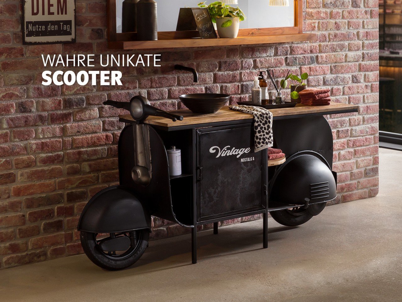 Waschtisch 'Scooter' im Vintage-Roller-Stil, kreativer Badezimmer-Waschtisch aus Holz/Metall als Möbel-Inspiration