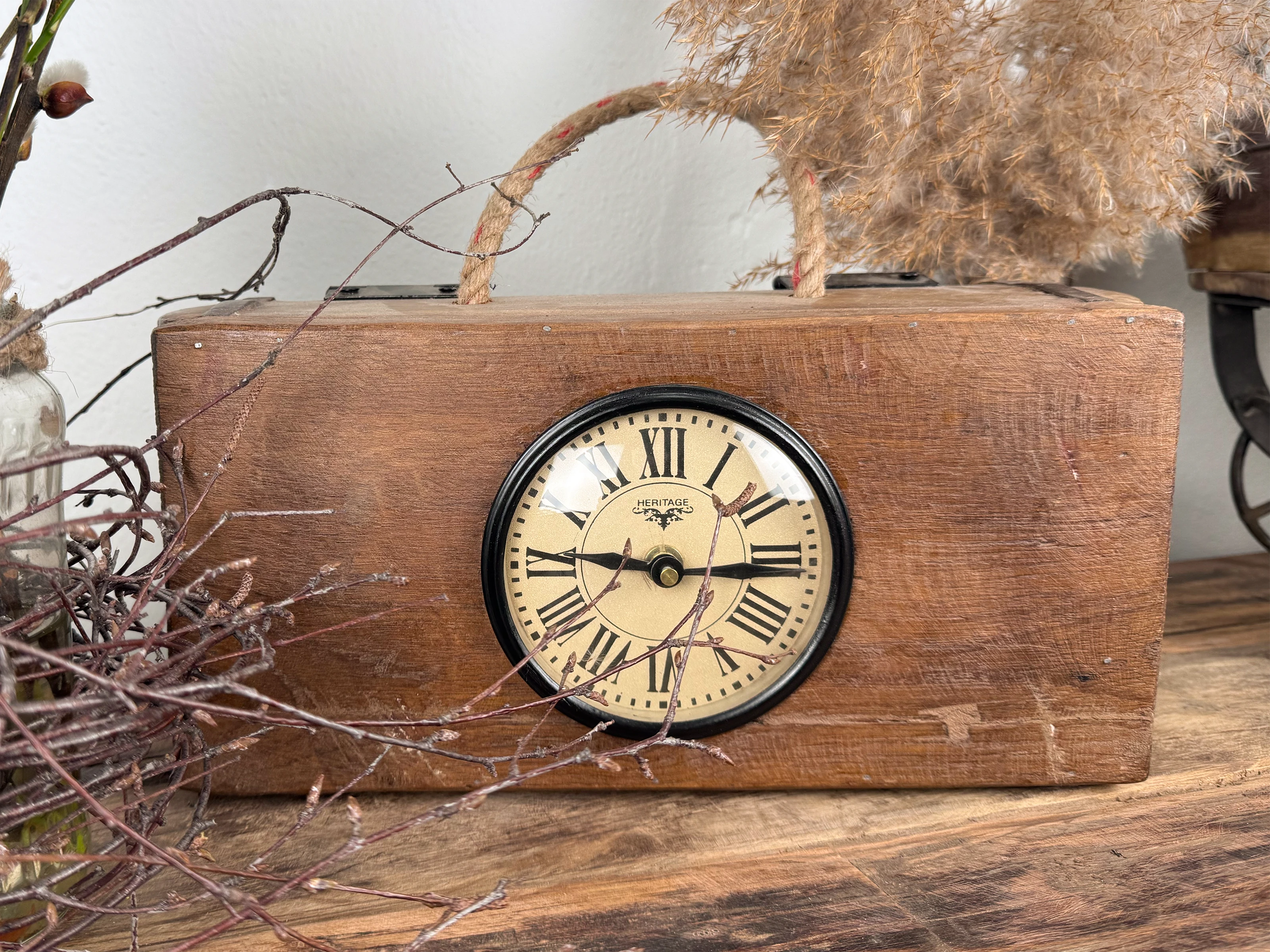 Uhr in Ziegelform Uhr in Ziegelform