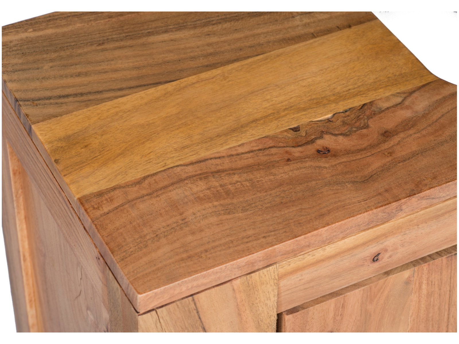 Detailansicht lackierter Akazie-Holzplatte des Waschbeckenunterschranks Auckland (Freisteller, 45°-Ansicht, 67×61×30 cm)