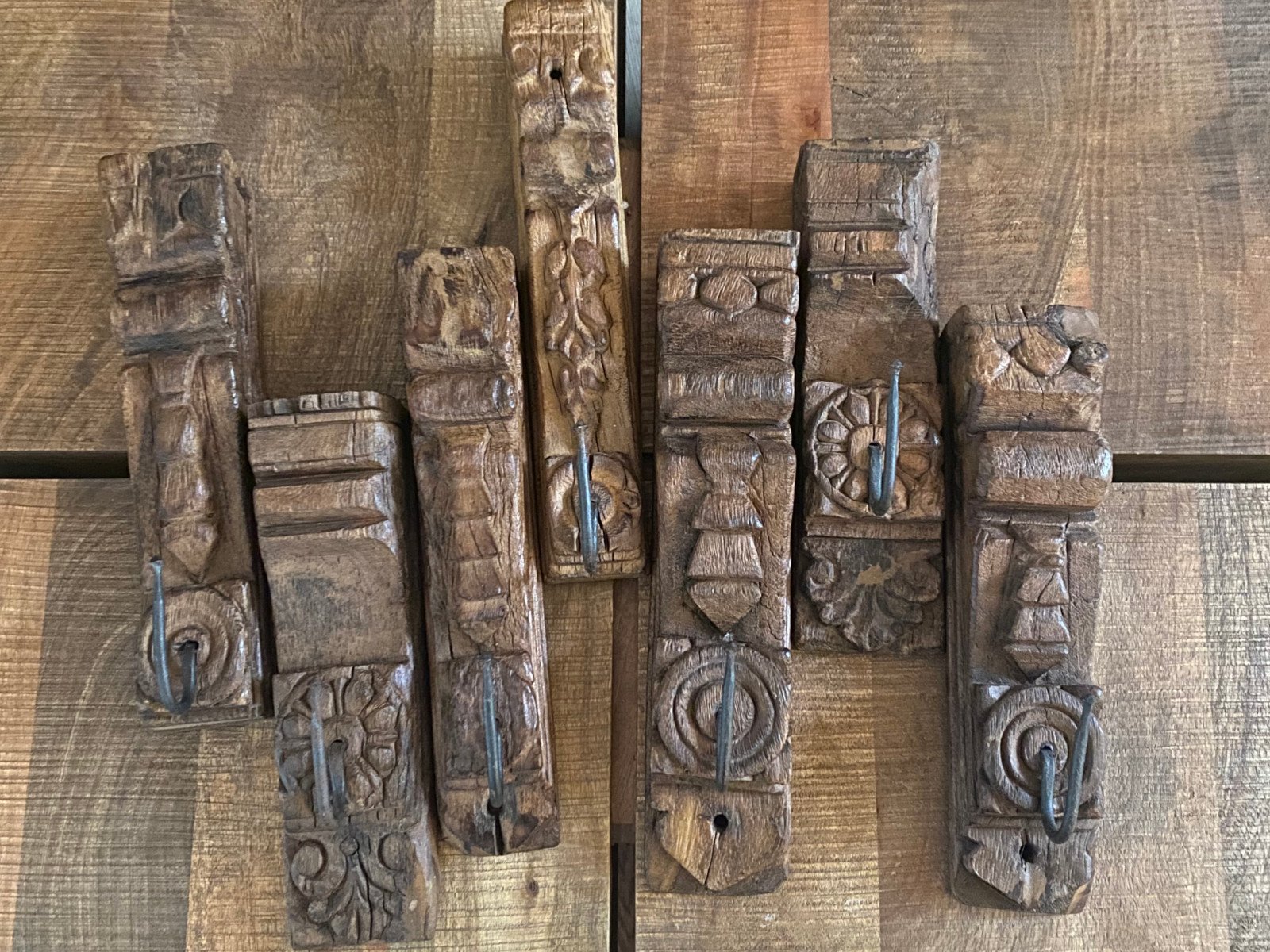 Wandhaken Serie aus Holz – stabil & modern