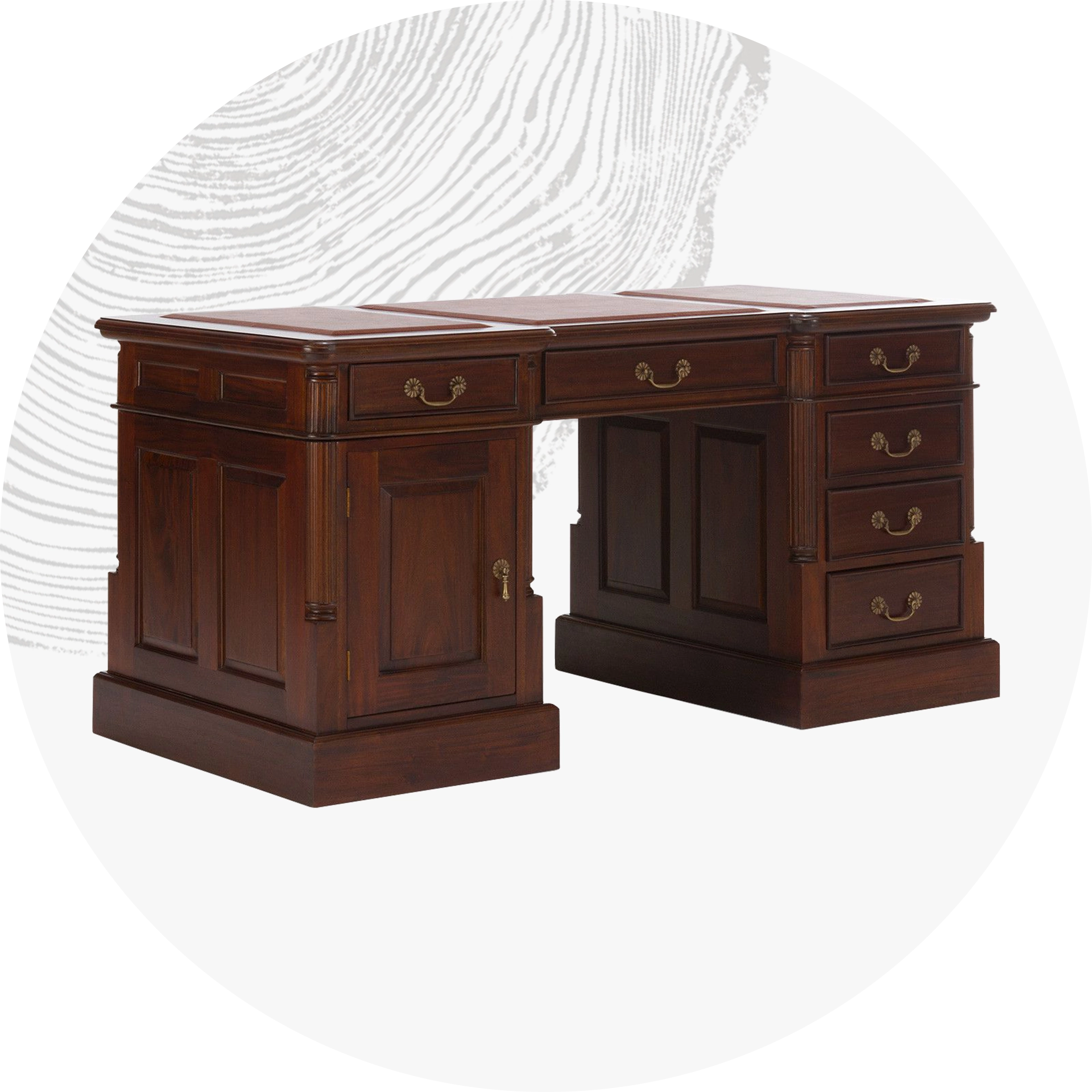 Katalogbild: Mehrere Schreibtische in warmer Holzoptik vor hellem, minimalistischem Hintergrund — Produktansicht moderner Büro- und Homeoffice-Tische