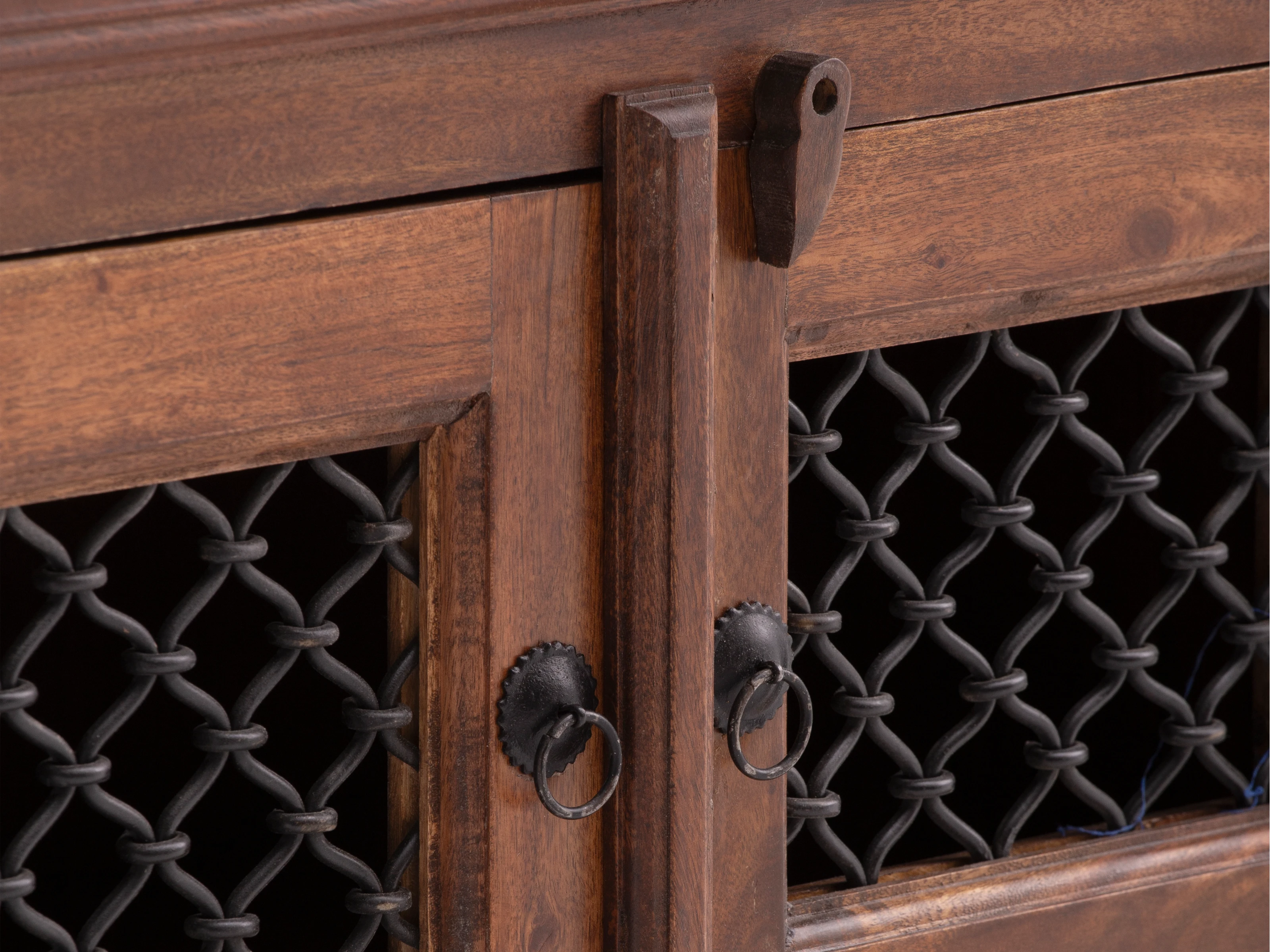 TV-Bank Merlow Akazie 200cm