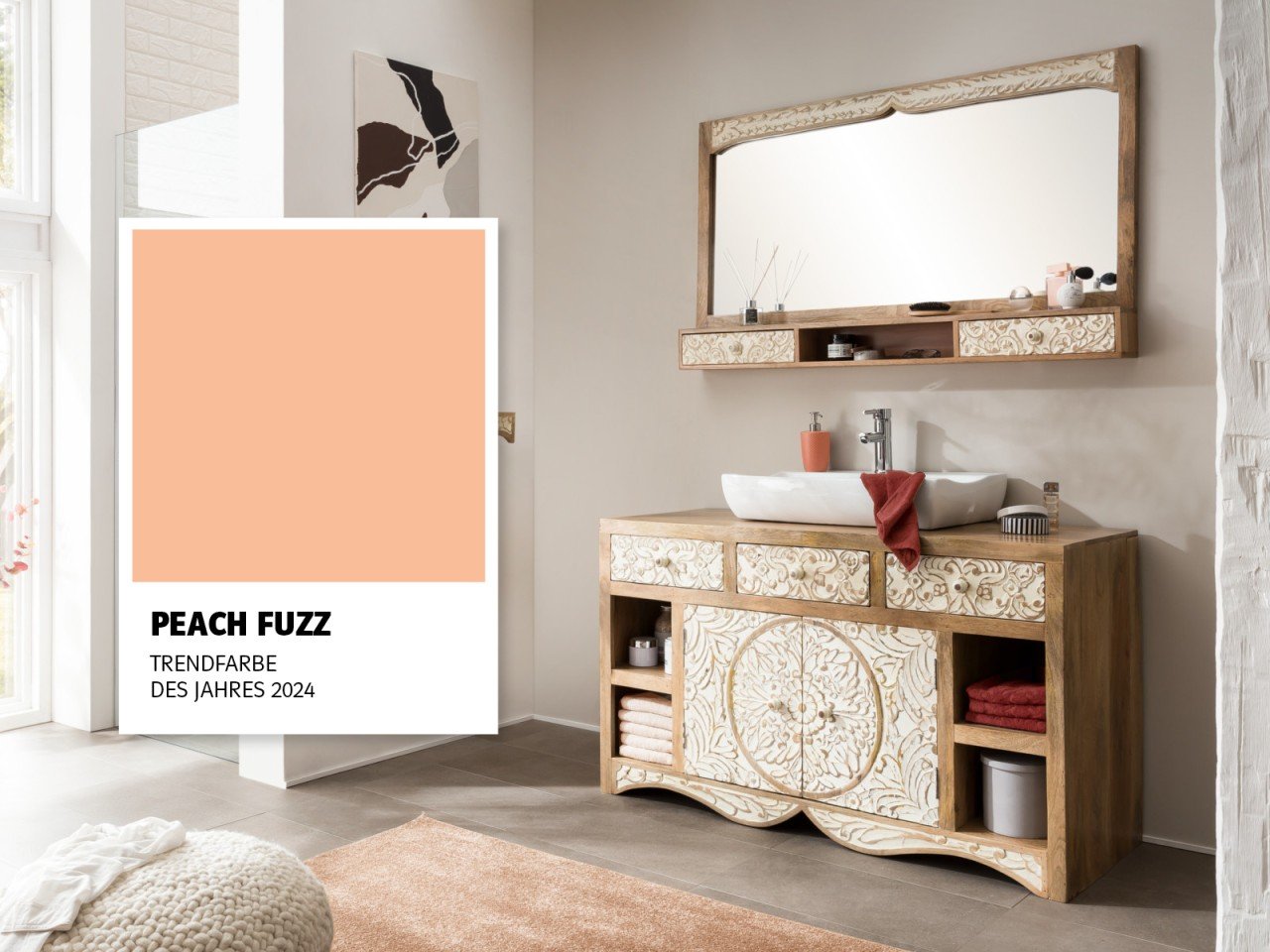 Modernes Badmöbel-Set 'Delhi' in Peach Fuzz (pfirsich) auf stilvoller Badezimmer-Ambiente, klare Linien und matte Oberfläche