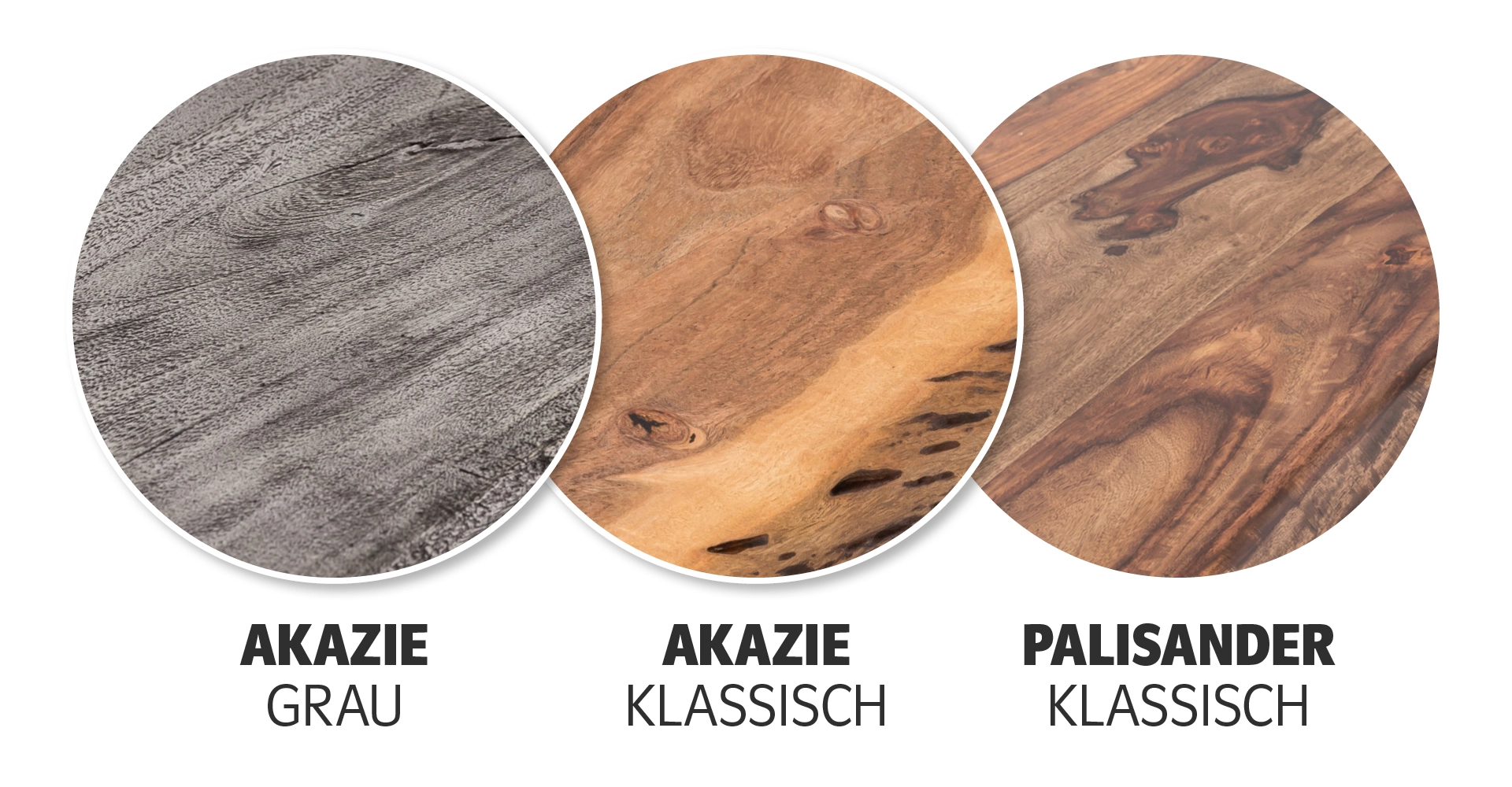 Gemütliches Esszimmer: rustikaler Holztisch mit gedeckten Tellern, Besteck, Kerzen und natürlichem Tageslicht, warme Holztöne und reduzierte Deko