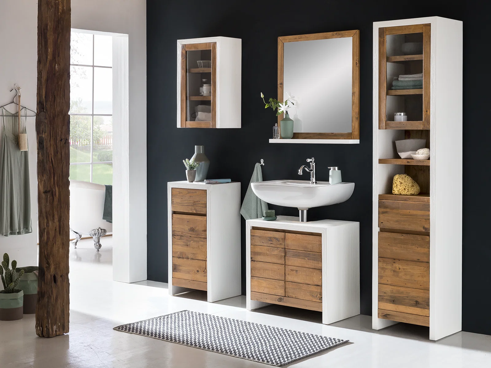 Burnham Möbelstück im warmen Wohnambiente, naturholz-Optik, minimalistisches skandinavisches Design
